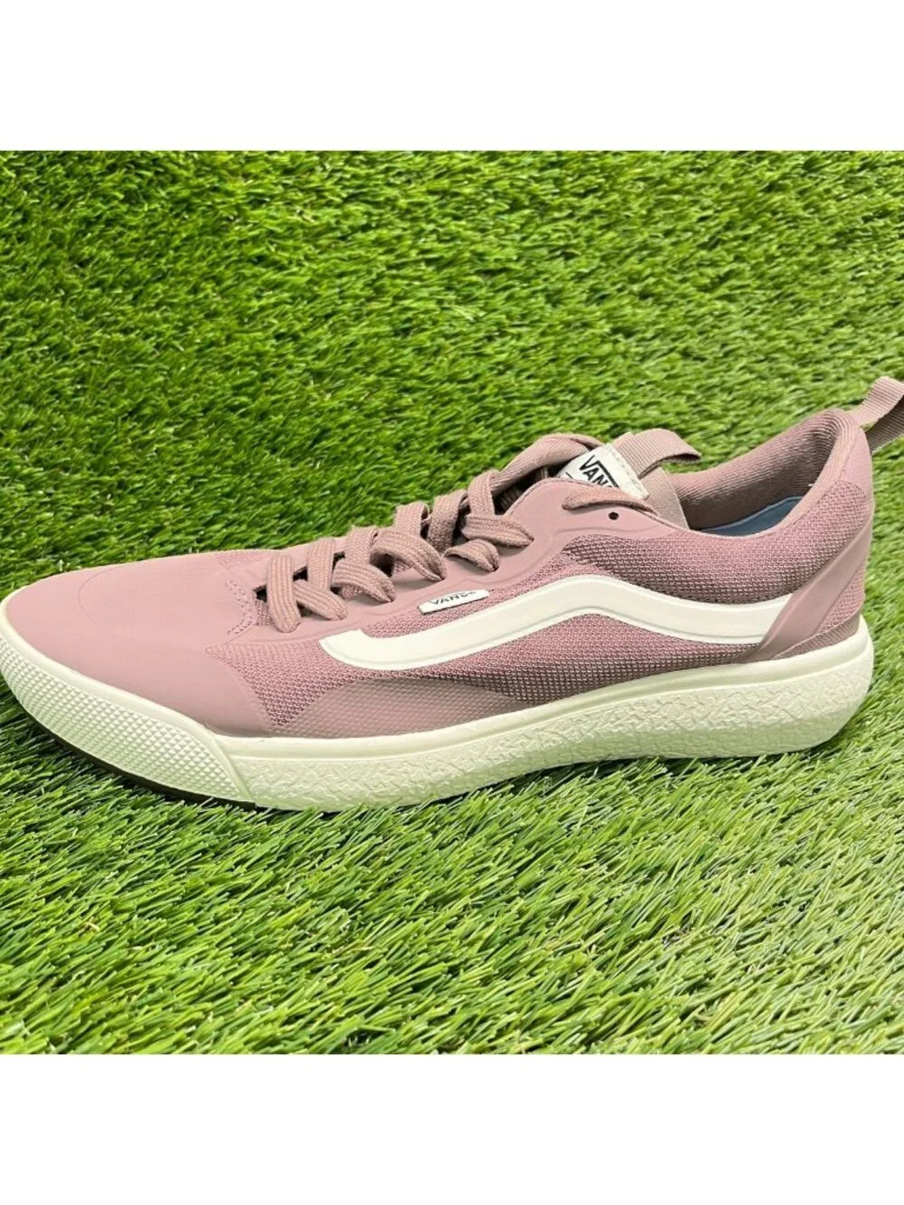 Vans UltraRange EXO Mauve Mist Mens Size 9.5 Womens 11 Athletic Shoes Sneakers